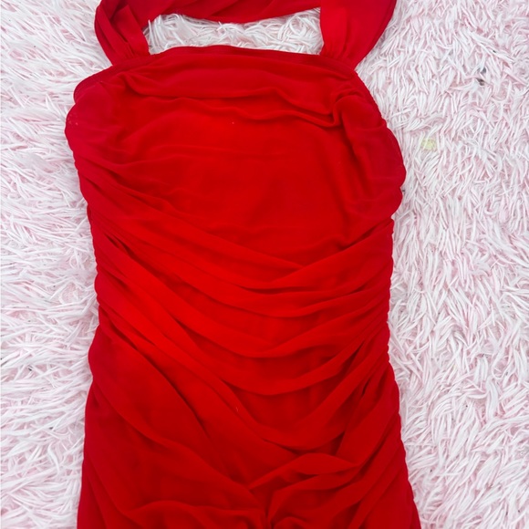 Red Dress halterneck - Picture 2 of 4